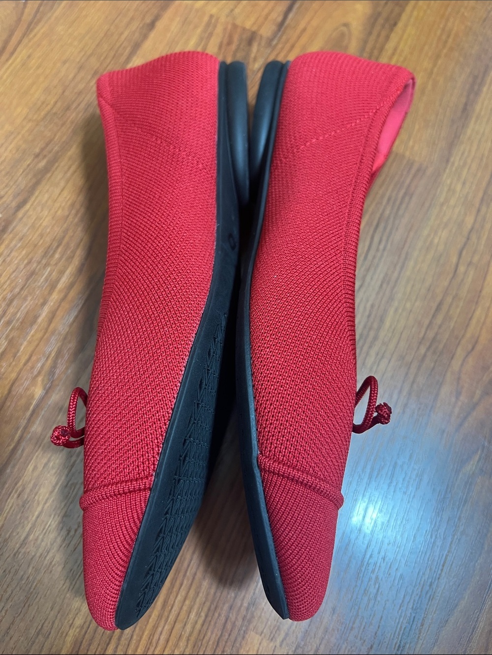 Vivaia Sz 38.5/US 7.5 Ballet Flats Knit Red Bow Accent EUC - Picture 5 of 10
